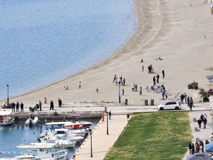 &Pi;&alpha;&rho;ά&lambda;&iota;&omicron; Ά&sigma;&tau;&rho;&omicron;&sigmaf; | &Xi;&epsilon;&chi;ύ&theta;&eta;&kappa;&alpha;&nu; &sigma;&tau;&iota;&sigmaf; &pi;&alpha;&rho;&alpha;&lambda;ί&epsilon;&sigmaf; &gamma;&iota;&alpha; &tau;&alpha; &Kappa;&omicron;ύ&lambda;&omicron;&upsilon;&mu;&alpha; (&epsilon;&iota;&kappa;ό&nu;&epsilon;&sigmaf;)