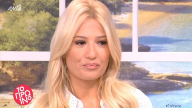 «Λύγισε» στον αέρα η Φαίη Σκορδά ... (vd)