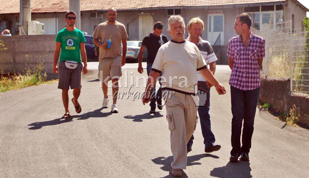 &Kappa;&tau;&eta;&nu;&omicron;&tau;&rho;ό&phi;&omicron;&iota; &delta;&iota;&alpha;&mu;&alpha;&rho;&tau;ύ&rho;&omicron;&nu;&tau;&alpha;&iota; &gamma;&iota;&alpha; &chi;&rho;ή&mu;&alpha;&tau;&alpha; &pi;&omicron;&upsilon; &tau;&omicron;&upsilon;&sigmaf; &omicron;&phi;&epsilon;ί&lambda;&epsilon;&iota; &tau;&upsilon;&rho;&omicron;&kappa;&omicron;&mu;&epsilon;ί&omicron; &ndash; &laquo;&Sigma;&tau;&alpha;&delta;&iota;&alpha;&kappa;ή &epsilon;&xi;ό&phi;&lambda;&eta;&sigma;&eta;&raquo; &pi;&rho;ό&tau;&epsilon;&iota;&nu;&epsilon; &omicron; &epsilon;&pi;&iota;&chi;&epsilon;&iota;&rho;&eta;&mu;&alpha;&tau;ί&alpha;&sigmaf; (vd)