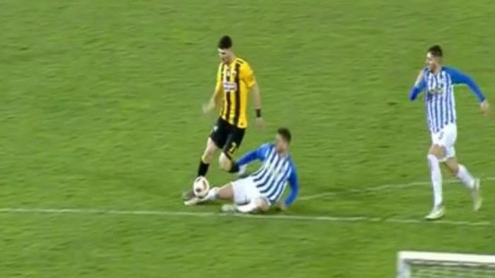 &Mu;&epsilon; &pi;έ&nu;&alpha;&lambda;&tau;&iota; ... &epsilon;&kappa;&tau;ό&sigmaf; &pi;&epsilon;&rho;&iota;&omicron;&chi;ή&sigmaf; &kappa;έ&rho;&delta;&iota;&sigma;&epsilon; &eta; &Alpha;&Epsilon;&Kappa; - &Delta;&epsilon;ί&tau;&epsilon; &tau;&eta; &phi;ά&sigma;&eta;! (vd)