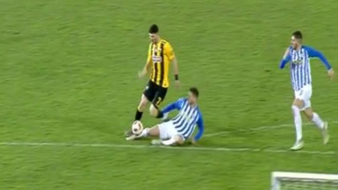 &Mu;&epsilon; &pi;έ&nu;&alpha;&lambda;&tau;&iota; ... &epsilon;&kappa;&tau;ό&sigmaf; &pi;&epsilon;&rho;&iota;&omicron;&chi;ή&sigmaf; &kappa;έ&rho;&delta;&iota;&sigma;&epsilon; &eta; &Alpha;&Epsilon;&Kappa; - &Delta;&epsilon;ί&tau;&epsilon; &tau;&eta; &phi;ά&sigma;&eta;! (vd)