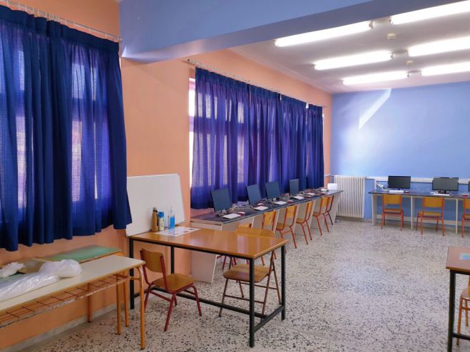 &Epsilon;&pi;ί&sigma;&eta;&mu;&omicron; | &Pi;ό&tau;&epsilon; &tau;&epsilon;&lambda;&epsilon;&iota;ώ&nu;&omicron;&upsilon;&nu; &tau;&alpha; &mu;&alpha;&theta;ή&mu;&alpha;&tau;&alpha; &sigma;&epsilon; &Gamma;&upsilon;&mu;&nu;ά&sigma;&iota;&alpha; &kappa;&alpha;&iota; &Lambda;ύ&kappa;&epsilon;&iota;&alpha;
