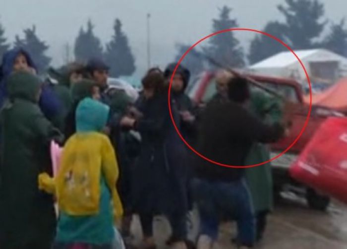 &Epsilon;&iota;&delta;&omicron;&mu;έ&nu;&eta;: &Gamma;&rho;&omicron;&theta;&iota;έ&sigmaf; &kappa;&alpha;&iota; &xi;ύ&lambda;&omicron; &mu;&epsilon; &mu;&alpha;&gamma;&kappa;&omicron;ύ&rho;&epsilon;&sigmaf; &gamma;&iota;&alpha; έ&nu;&alpha; &kappa;&omicron;&mu;&mu;ά&tau;&iota; &psi;&omega;&mu;ί (vd)