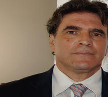 &laquo;&Tau;&epsilon;&lambda;&epsilon;ί&omega;&sigma;&epsilon; &eta; &pi;&epsilon;&rho;ί&omicron;&delta;&omicron;&sigmaf; &tau;&omega;&nu; &mu;&omicron;&nu;&omicron;&kappa;&omicron;&mu;&mu;&alpha;&tau;&iota;&kappa;ώ&nu; &kappa;&upsilon;&beta;&epsilon;&rho;&nu;ή&sigma;&epsilon;&omega;&nu;&raquo; (vd)