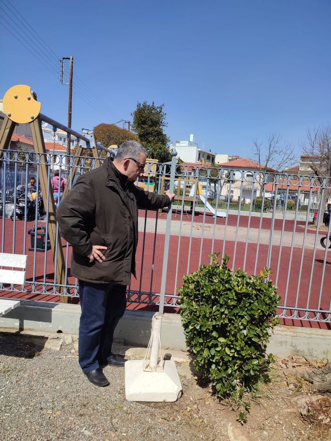 &Alpha;&nu;&tau;&iota;&delta;ή&mu;&alpha;&rho;&chi;&omicron;&sigmaf; &Lambda;&alpha;&gamma;ό&sigmaf;: "&Tau;ί&pi;&omicron;&tau;&alpha; &delta;&epsilon;&nu; &gamma;ί&nu;&epsilon;&tau;&alpha;&iota; &mu;&epsilon; &mu;&alpha;&gamma;&iota;&kappa;ό &rho;&alpha;&beta;&delta;ί. &Upsilon;&pi;ά&rho;&chi;&epsilon;&iota; &Delta;ή&mu;&alpha;&rho;&chi;&omicron;&sigmaf; &kappa;&alpha;&iota; &delta;&eta;&mu;&omicron;&tau;&iota;&kappa;ή &alpha;&rho;&chi;ή &pi;&omicron;ύ &epsilon;&nu;&delta;&iota;&alpha;&phi;έ&rho;&omicron;&nu;&tau;&alpha;&iota; &gamma;&iota;&alpha; ό&lambda;&alpha;"