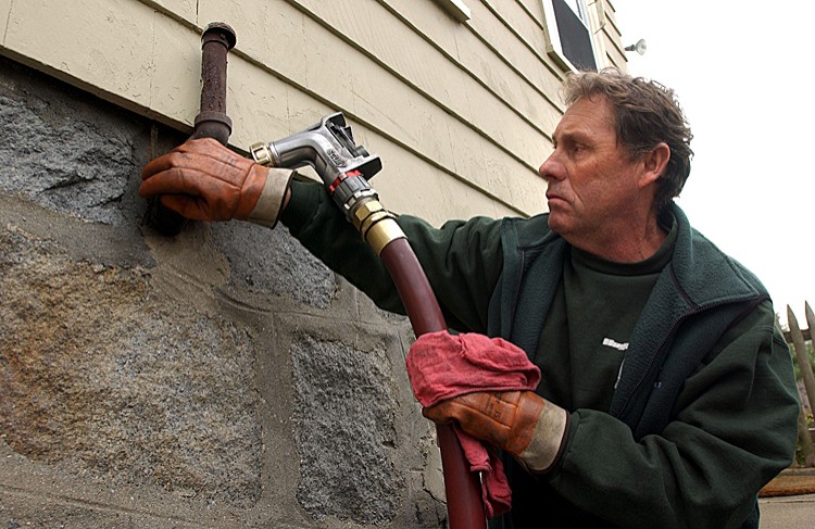 &laquo;&Phi;&epsilon;ύ&gamma;&omicron;&upsilon;&nu;&raquo; &tau;&alpha; &epsilon;&iota;&delta;&omicron;&pi;&omicron;&iota;&eta;&tau;ή&rho;&iota;&alpha; &pi;&rho;&omicron;&sigmaf; &tau;&omicron;&upsilon;&sigmaf; &delta;&iota;&kappa;&alpha;&iota;&omicron;ύ&chi;&omicron;&upsilon;&sigmaf; &tau;&omicron;&upsilon; &pi;&epsilon;&tau;&rho;&epsilon;&lambda;&alpha;ί&omicron;&upsilon; &theta;έ&rho;&mu;&alpha;&nu;&sigma;&eta;&sigmaf;