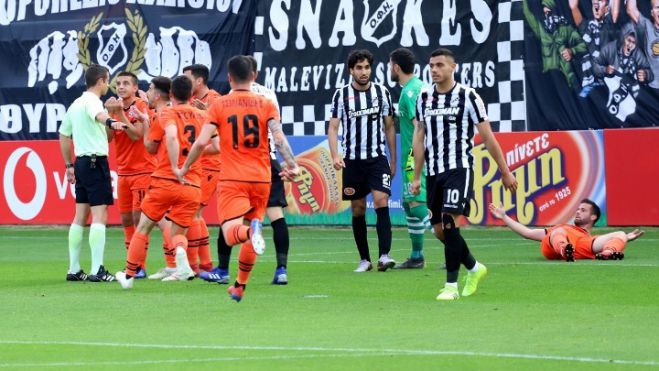 "&Chi;&rho;&upsilon;&sigma;ή" &iota;&sigma;&omicron;&pi;&alpha;&lambda;ί&alpha; &gamma;&iota;&alpha; &tau;&omicron;&nu; &Alpha;&sigma;&tau;έ&rho;&alpha; - &Mu;&epsilon; &nu;ί&kappa;&eta; &epsilon;&pi;ί &tau;&omicron;&upsilon; &Pi;&alpha;&nu;&iota;&omega;&nu;ί&omicron;&upsilon; "&kappa;&lambda;&epsilon;&iota;&delta;ώ&nu;&epsilon;&iota;" &tau;&eta;&nu; &kappa;&alpha;&tau;&eta;&gamma;&omicron;&rho;ί&alpha;! (vd)