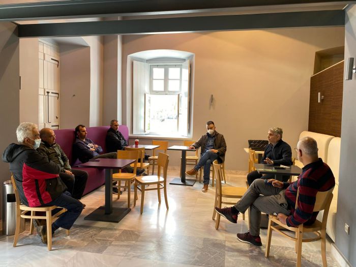 &Kappa;&Iota;&Nu;&Alpha;&Lambda; - &Pi;&Alpha;&Sigma;&Omicron;&Kappa; | &Delta;&rho;ά&sigma;&eta; &gamma;&iota;&alpha; &tau;&eta;&nu; &alpha;&kappa;&rho;ί&beta;&epsilon;&iota;&alpha; &sigma;&epsilon; &Lambda;&epsilon;&omega;&nu;ί&delta;&iota;&omicron; &kappa;&alpha;&iota; &Tau;&upsilon;&rho;ό (&epsilon;&iota;&kappa;ό&nu;&epsilon;&sigmaf;)