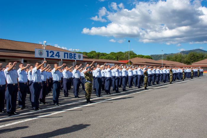 Η ορκωμοσία νεοσυλλέκτων στην 124 ΠΒΕ μέσα από εικόνες!