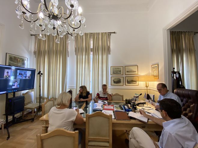 &Mu;&epsilon; &alpha;&upsilon;&tau;ό&nu;&omicron;&mu;&omicron; &pi;&epsilon;&rho;ί&pi;&tau;&epsilon;&rho;&omicron; &sigma;&upsilon;&mu;&mu;&epsilon;&tau;έ&chi;&epsilon;&iota; &eta; &Pi;&epsilon;&rho;&iota;&phi;έ&rho;&epsilon;&iota;&alpha; &Pi;&epsilon;&lambda;&omicron;&pi;&omicron;&nu;&nu;ή&sigma;&omicron;&upsilon; &sigma;&tau;&eta;&nu; &phi;&epsilon;&tau;&iota;&nu;ή 86&eta; &Delta;&iota;&epsilon;&theta;&nu;ή &Epsilon;&kappa;&theta;&epsilon;&sigma;&eta; &Theta;&epsilon;&sigma;&sigma;&alpha;&lambda;&omicron;&nu;ί&kappa;&eta;&sigmaf;