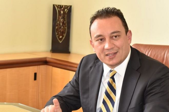 &Kappa;ώ&sigma;&tau;&alpha;&sigmaf; &Beta;&lambda;ά&sigma;&eta;&sigmaf; &sigma;&tau;&eta;&nu; &epsilon;&phi;&eta;&mu;&epsilon;&rho;ί&delta;&alpha; tomanifesto: "&Omicron;&delta;&eta;&gamma;&omicron;ύ&mu;&epsilon; &tau;&eta; &Mu;&epsilon;&gamma;&alpha;&lambda;ό&pi;&omicron;&lambda;&eta; &mu;&epsilon; &sigma;&upsilon;&nu;&tau;&omicron;&nu;&iota;&sigma;&mu;έ&nu;&epsilon;&sigmaf; &epsilon;&nu;έ&rho;&gamma;&epsilon;&iota;&epsilon;&sigmaf; &sigma;&rsquo; έ&nu;&alpha; &alpha;ύ&rho;&iota;&omicron; &mu;&epsilon; &epsilon;&upsilon;&eta;&mu;&epsilon;&rho;ί&alpha; &kappa;&alpha;&iota; &alpha;&nu;ά&pi;&tau;&upsilon;&xi;&eta;"