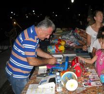 &Iota;&kappa;&alpha;&nu;&omicron;&pi;&omicron;ί&eta;&sigma;&eta; &gamma;&iota;&alpha; &tau;&omicron; Bazaar &tau;&omicron;&upsilon; &laquo;&Chi;&alpha;&mu;ό&gamma;&epsilon;&lambda;&omicron;&upsilon;&raquo; &sigma;&tau;&omicron; &Pi;&alpha;&rho;ά&lambda;&iota;&omicron; &Alpha;&sigma;&tau;&rho;&omicron;&sigmaf;