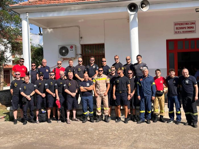 Τρίπολη | Ώρα αποχαιρετισμού στους πυροσβέστες από την Φινλανδία!