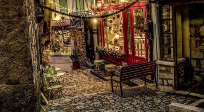 &Delta;&eta;&mu;&eta;&tau;&sigma;ά&nu;&alpha; | Έ&phi;&tau;&alpha;&sigma;&epsilon; &eta; ώ&rho;&alpha; &gamma;&iota;&alpha; &tau;&eta; &phi;&omega;&tau;&alpha;&gamma;ώ&gamma;&eta;&sigma;&eta; &tau;&omicron;&upsilon; &Chi;&rho;&iota;&sigma;&tau;&omicron;&upsilon;&gamma;&epsilon;&nu;&nu;&iota;ά&tau;&iota;&kappa;&omicron;&upsilon; &delta;έ&nu;&delta;&rho;&omicron;&upsilon;!