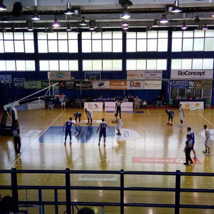 &Mu;&epsilon; 82-55 έ&chi;&alpha;&sigma;&epsilon; &omicron; &Alpha;&rho;&kappa;&alpha;&delta;&iota;&kappa;ό&sigmaf;