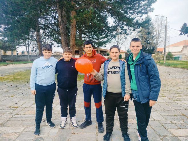 Δράση ενσυναίσθησης από ΕΝ.Ε.Ε.ΓΥ.-Λ Τρίπολης και Γυμνάσιο Τεγέας για την Πανελλήνια Ημέρα κατά της Σχολικής Βίας και Εκφοβισμού (εικόνες)