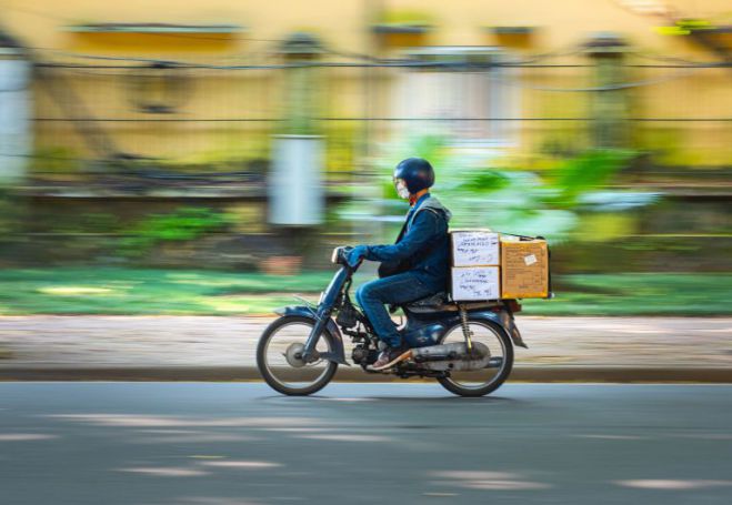 &Tau;έ&lambda;&omicron;&sigmaf; &tau;&alpha; &mu;&epsilon;&tau;&rho;&eta;&tau;ά &sigma;&tau;&iota;&sigmaf; &pi;&lambda;&eta;&rho;&omega;&mu;έ&sigmaf; &tau;&omega;&nu; courier &ndash; &Tau;&iota; &alpha;&lambda;&lambda;ά&zeta;&epsilon;&iota; &alpha;&pi;ό &tau;&omicron;&nu; &Omicron;&kappa;&tau;ώ&beta;&rho;&iota;&omicron;