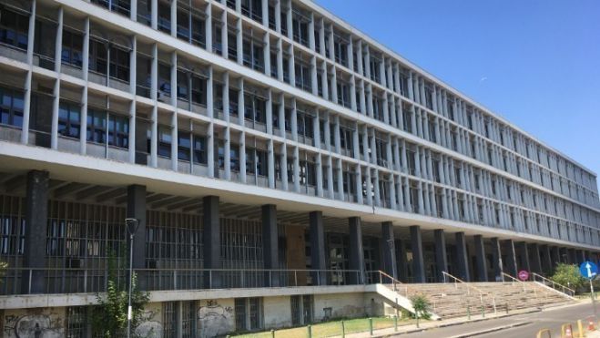 &Nu;&alpha; &pi;&rho;&omicron;&phi;&upsilon;&lambda;&alpha;&kappa;&iota;&sigma;&tau;&epsilon;ί &omicron; &alpha;&sigma;&tau;&upsilon;&nu;&omicron;&mu;&iota;&kappa;ό&sigmaf; &pi;&omicron;&upsilon; &pi;&upsilon;&rho;&omicron;&beta;ό&lambda;&eta;&sigma;&epsilon; &tau;&omicron;&nu; 16&chi;&rho;&omicron;&nu;&omicron; &Rho;&omicron;&mu;ά &zeta;&eta;&tau;ά &omicron; &epsilon;&iota;&sigma;&alpha;&gamma;&gamma;&epsilon;&lambda;έ&alpha;&sigmaf;