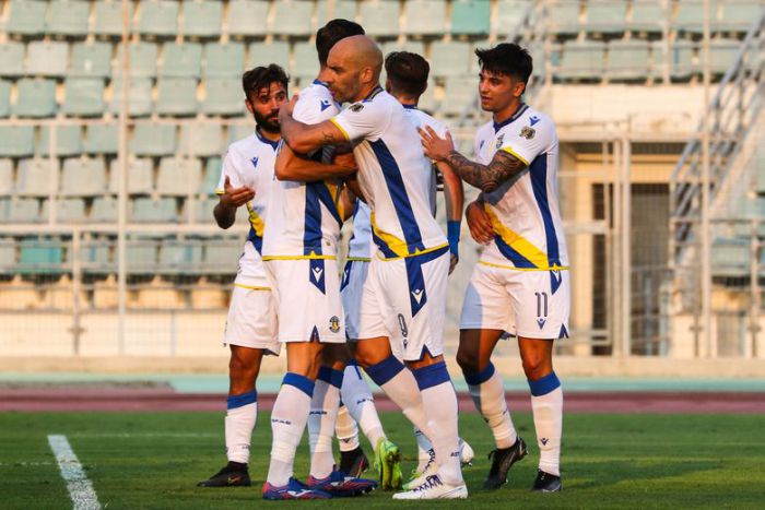 &Phi;&iota;&lambda;&alpha;&nu;&theta;&rho;&omega;&pi;&iota;&kappa;ό &tau;&omicron;&upsilon;&rho;&nu;&omicron;&upsilon;ά &Beta;ό&lambda;&omicron;&upsilon; | &Alpha;&sigma;&tau;έ&rho;&alpha;&sigmaf; - &Alpha;&tau;&rho;ό&mu;&eta;&tau;&omicron;&sigmaf; 4-1 (&epsilon;&iota;&kappa;ό&nu;&epsilon;&sigmaf;)