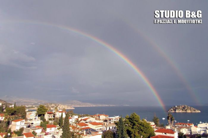 Διπλό ουράνιο τόξο στο Τολό!