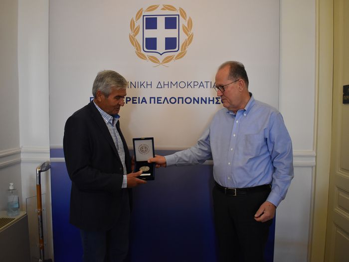 &Sigma;&upsilon;&nu;&tau;&alpha;&xi;&iota;&omicron;&delta;&omicron;&tau;ή&theta;&eta;&kappa;&epsilon; &omicron; &gamma;&epsilon;&nu;&iota;&kappa;ό&sigmaf; &delta;&iota;&epsilon;&upsilon;&theta;&upsilon;&nu;&tau;ή&sigmaf; &Alpha;&nu;ά&pi;&tau;&upsilon;&xi;&eta;&sigmaf; &tau;&eta;&sigmaf; &Pi;&epsilon;&rho;&iota;&phi;έ&rho;&epsilon;&iota;&alpha;&sigmaf; &Theta;&epsilon;ό&delta;&omega;&rho;&omicron; &Alpha;&gamma;&gamma;&epsilon;&lambda;ό&pi;&omicron;&upsilon;&lambda;&omicron;