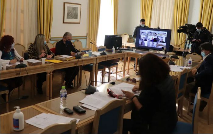 Οικονομική Επιτροπή Περιφέρειας | Αποφάσεις για έργα σε Καλτεζές και γήπεδο Νεστάνης