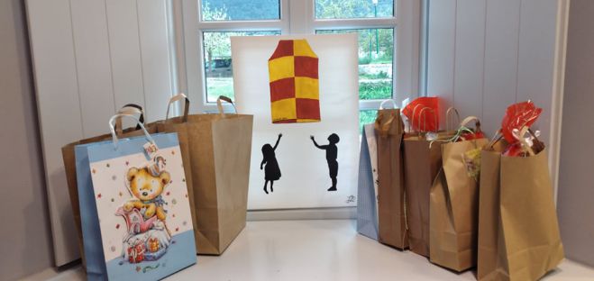 &Sigma;&tau;&omicron; &Lambda;&epsilon;&omega;&nu;ί&delta;&iota;&omicron; έ&gamma;&iota;&nu;&alpha;&nu; &Nu;&omicron;&nu;&omicron;ί &gamma;&iota;&alpha; &mu;ί&alpha; &mu;έ&rho;&alpha; &kappa;&alpha;&iota; έ&delta;&omega;&sigma;&alpha;&nu; &chi;&alpha;&rho;ά &sigma;&epsilon; 80 &pi;&alpha;&iota;&delta;ά&kappa;&iota;&alpha; &pi;&omicron;&upsilon; &phi;&iota;&lambda;&omicron;&xi;&epsilon;&nu;&omicron;ύ&nu;&tau;&alpha;&iota; &sigma;&tau;&eta;&nu; &lsquo;&rsquo;&Kappa;&iota;&beta;&omega;&tau;ό &tau;&omicron;&upsilon; &Kappa;ό&sigma;&mu;&omicron;&upsilon;&rsquo;&rsquo;!