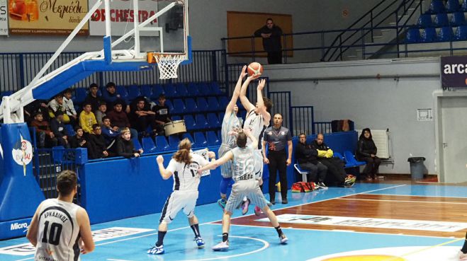 Με 200 άτομα στο γήπεδο ο Αρκαδικός πέτυχε μια σημαντική νίκη! (εικόνες)