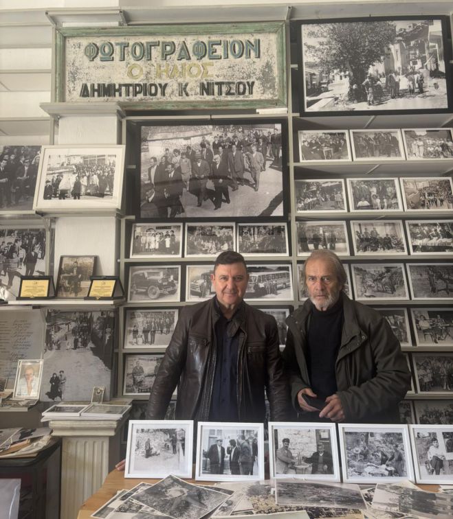 &Epsilon;&pi;ί&sigma;&kappa;&epsilon;&psi;&eta; &Gamma;&iota;ώ&rho;&gamma;&omicron;&upsilon; &Kappa;&alpha;&pi;&lambda;ά&nu;&eta; &sigma;&tau;&eta;&nu; έ&kappa;&theta;&epsilon;&sigma;&eta; &iota;&sigma;&tau;&omicron;&rho;&iota;&kappa;ώ&nu; &phi;&omega;&tau;&omicron;&gamma;&rho;&alpha;&phi;&iota;ώ&nu; &sigma;&tau;&alpha; &Tau;&rho;ό&pi;&alpha;&iota;&alpha;