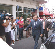 &Epsilon;&pi;&iota;&sigma;&tau;&rho;&omicron;&phi;ή &Kappa;&alpha;&rho;&alpha;&mu;&alpha;&nu;&lambda;ή &sigma;&tau;&eta;&nu; &eta;&gamma;&epsilon;&sigma;ί&alpha; &tau;&eta;&sigmaf; &Nu;&Delta;
&kappa;&alpha;&iota; &epsilon;&pi;&alpha;&nu;έ&nu;&omega;&sigma;&eta; &tau;&eta;&sigmaf; &kappa;&epsilon;&nu;&tau;&rho;&omicron;&delta;&epsilon;&xi;&iota;ά&sigmaf; &laquo;&omicron;&nu;&epsilon;&iota;&rho;&epsilon;ύ&omicron;&nu;&tau;&alpha;&iota;&raquo; &pi;&omicron;&lambda;&lambda;&omicron;ί &kappa;&alpha;&iota; &sigma;&tau;&eta;&nu; &Alpha;&rho;&kappa;&alpha;&delta;ί&alpha;!