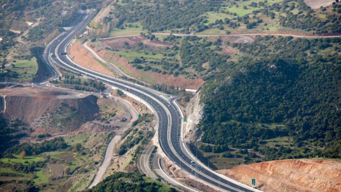 Εργασίες και κυκλοφοριακές ρυθμίσεις στον αυτοκινητόδρομο &quot;Κόρινθος - Τρίπολη&quot;