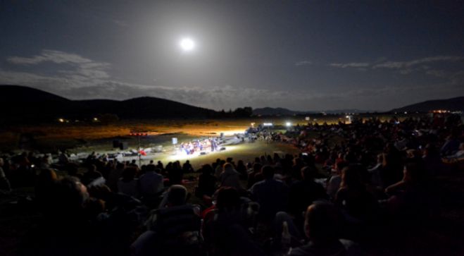 &Sigma;&alpha;&beta;&beta;&alpha;&tau;&omicron;&kappa;ύ&rho;&iota;&alpha;&kappa;&omicron; | &Delta;&omega;&rho;&epsilon;ά&nu; &mu;&epsilon;&tau;&alpha;&kappa;ί&nu;&eta;&sigma;&eta; &kappa;&omicron;&iota;&nu;&omicron;ύ &gamma;&iota;&alpha; &tau;&iota;&sigmaf; &epsilon;&kappa;&delta;&eta;&lambda;ώ&sigma;&epsilon;&iota;&sigmaf; &sigma;&tau;&alpha; &Alpha;&rho;&chi;&alpha;ί&alpha; &Theta;έ&alpha;&tau;&rho;&alpha; &Mu;&alpha;&nu;&tau;&iota;&nu;&epsilon;ί&alpha;&sigmaf; &kappa;&alpha;&iota; &Omicron;&rho;&chi;&omicron;&mu;&epsilon;&nu;&omicron;ύ