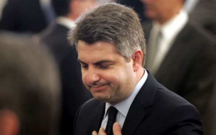 Ο Οδυσσέας προτείνει δημοψήφισμα στον Τσίπρα με … πρωτότυπο ερώτημα!