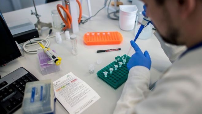 Κορωνοϊός | Ξεκινούν σήμερα στις ΗΠΑ οι κλινικές δοκιμές εμβολίου