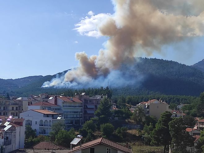 &Phi;&omega;&tau;&iota;ά &sigma;&tau;&eta;&nu; &Tau;&rho;ί&pi;&omicron;&lambda;&eta; | &Epsilon;&pi;&iota;&chi;&epsilon;&iota;&rho;&omicron;ύ&nu; έ&nu;&alpha; &epsilon;&lambda;&iota;&kappa;ό&pi;&tau;&epsilon;&rho;&omicron; Ericson &kappa;&alpha;&iota; έ&nu;&alpha; &alpha;&epsilon;&rho;&omicron;&pi;&lambda;ά&nu;&omicron; pzl