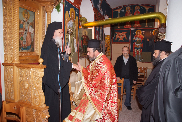 Γιόρτασε ο Ενοριακός Ναός των Αγίων Αναργύρων Κάτω- Βερβένων (εικόνες)