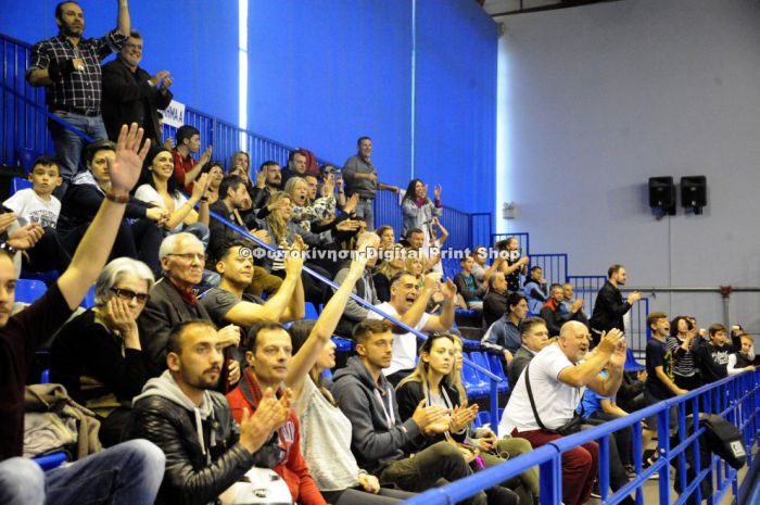 &Mu;ό&nu;&omicron; &nu;ί&kappa;&eta; &theta;έ&lambda;&epsilon;&iota; &omicron; &Alpha;&rho;&kappa;&alpha;&delta;&iota;&kappa;ό&sigmaf; &mu;&epsilon; &tau;&eta; &Delta;ό&xi;&alpha; &Lambda;&epsilon;&upsilon;&kappa;ά&delta;&alpha;&sigmaf;