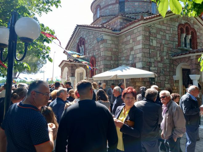 Ό&rho;&theta;&rho;&omicron;&sigmaf; &kappa;&alpha;&iota; &Theta;&epsilon;ί&alpha; &Lambda;&epsilon;&iota;&tau;&omicron;&upsilon;&rho;&gamma;ί&alpha; &sigma;&tau;&omicron; &Nu;&alpha;ό &Alpha;&gamma;ί&alpha;&sigmaf; &Tau;&rho;&iota;ά&delta;&alpha;&sigmaf; &Kappa;&alpha;&mu;&alpha;&rho;ί&omicron;&upsilon; &Tau;&epsilon;&gamma;έ&alpha;&sigmaf;