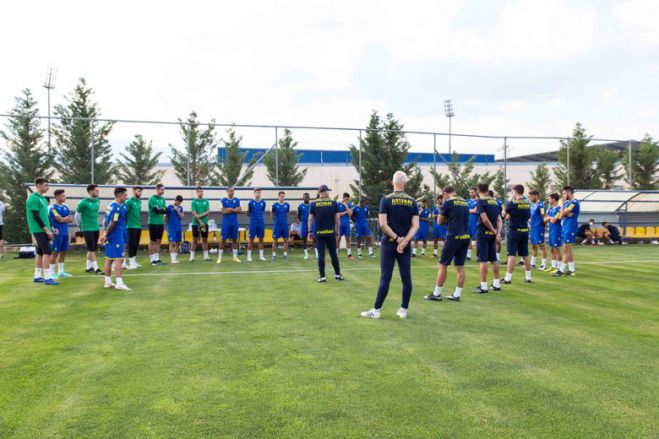 &Eta; &pi;&rho;&omicron;&pi;ό&nu;&eta;&sigma;&eta; &tau;&omicron;&upsilon; &Alpha;&sigma;&tau;έ&rho;&alpha; &mu;έ&sigma;&alpha; &alpha;&pi;ό &epsilon;&iota;&kappa;ό&nu;&epsilon;&sigmaf; &kappa;&alpha;&iota; &beta;ί&nu;&tau;&epsilon;&omicron;!