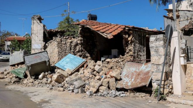 &Sigma;&epsilon;&iota;&sigma;&mu;&omicron;ί | &Eta; &alpha;&nu;&eta;&sigma;&upsilon;&chi;ί&alpha; &epsilon;&pi;&iota;&kappa;&epsilon;&nu;&tau;&rho;ώ&nu;&epsilon;&tau;&alpha;&iota; &sigma;&epsilon; &Kappa;&omicron;&rho;&iota;&nu;&theta;&iota;&alpha;&kappa;ό &kappa;&alpha;&iota; &Pi;&alpha;&tau;&rho;&alpha;ϊ&kappa;ό