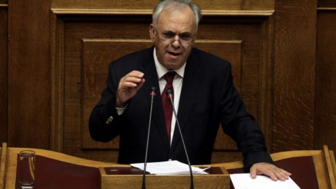 &Tau;&eta;&nu; &Tau;&epsilon;&tau;ά&rho;&tau;&eta; &sigma;&tau;&eta;&nu; &Tau;&rho;ί&pi;&omicron;&lambda;&eta; &omicron; &Alpha;&nu;&tau;&iota;&pi;&rho;ό&epsilon;&delta;&rho;&omicron;&sigmaf; &tau;&eta;&sigmaf; &Kappa;&upsilon;&beta;έ&rho;&nu;&eta;&sigma;&eta;&sigmaf;, &Gamma;&iota;ά&nu;&nu;&eta;&sigmaf; &Delta;&rho;&alpha;&gamma;&alpha;&sigma;ά&kappa;&eta;&sigmaf;