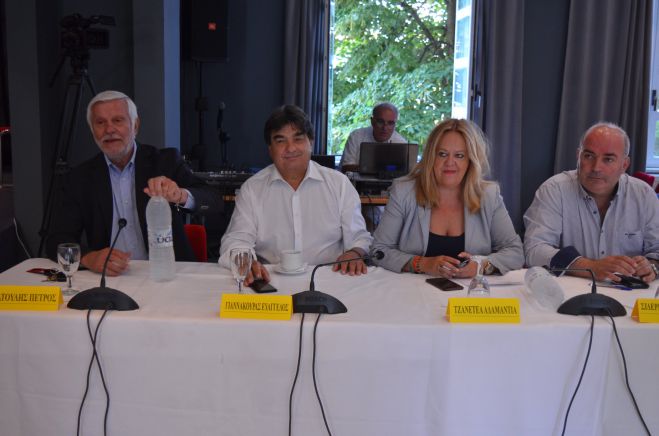 &Gamma;&iota;&alpha;&nu;&nu;&alpha;&kappa;&omicron;ύ&rho;&alpha;&sigmaf;: "Έ&pi;&epsilon;&sigma;&alpha;&nu; &omicron;&iota; &mu;ά&sigma;&kappa;&epsilon;&sigmaf; &sigma;&tau;&eta;&nu; &epsilon;&iota;&delta;&iota;&kappa;ή &sigma;&upsilon;&nu;&epsilon;&delta;&rho;ί&alpha;&sigma;&eta; &tau;&omicron;&upsilon; &Pi;&epsilon;&rho;&iota;&phi;&epsilon;&rho;&epsilon;&iota;&alpha;&kappa;&omicron;ύ &Sigma;&upsilon;&mu;&beta;&omicron;&upsilon;&lambda;ί&omicron;&upsilon; &gamma;&iota;&alpha; &tau;&omicron; &kappa;&lambda;&epsilon;ί&sigma;&iota;&mu;&omicron; &tau;&omega;&nu; &mu;&omicron;&nu;ά&delta;&omega;&nu; &tau;&eta;&sigmaf; &Delta;&Epsilon;&Eta; &Mu;&epsilon;&gamma;&alpha;&lambda;ό&pi;&omicron;&lambda;&eta;&sigmaf;"