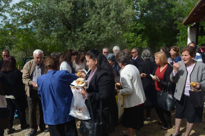 Ημέρα γιορτής για την Αγία Ειρήνη Βαλτετσίου (εικόνες)