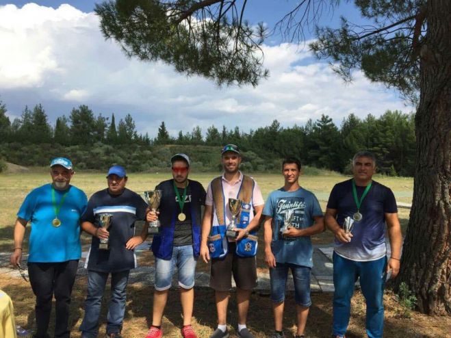 &Mu;&epsilon; &epsilon;&pi;&iota;&tau;&upsilon;&chi;ί&alpha; &omicron;&iota; &Sigma;&kappa;&omicron;&pi;&epsilon;&upsilon;&tau;&iota;&kappa;&omicron;ί &alpha;&gamma;ώ&nu;&epsilon;&sigmaf; &laquo;&Kappa;&omicron;&lambda;&omicron;&kappa;&omicron;&tau;&rho;ώ&nu;&epsilon;&iota;&alpha; 2018&raquo; &sigma;&tau;&eta;&nu; &Tau;&rho;ί&pi;&omicron;&lambda;&eta;! (&epsilon;&iota;&kappa;ό&nu;&epsilon;&sigmaf;)