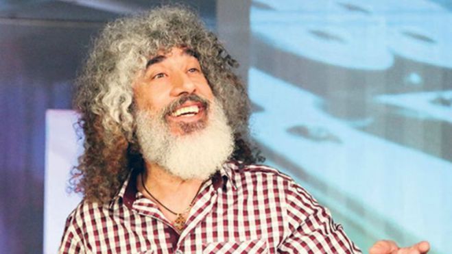 &Sigma;&upsilon;&nu;&epsilon;&lambda;ή&phi;&theta;&eta; &omicron; &tau;&rho;&alpha;&gamma;&omicron;&upsilon;&delta;&iota;&sigma;&tau;ή&sigmaf; &Gamma;&iota;&omicron;&kappa;&alpha;&rho;ί&nu;&eta;&sigmaf; | &Tau;&omicron;&nu; &kappa;&alpha;&tau;&alpha;&gamma;&gamma;έ&lambda;&lambda;&epsilon;&iota; &eta; &gamma;&upsilon;&nu;&alpha;ί&kappa;&alpha; &tau;&omicron;&upsilon; &pi;&omega;&sigmaf; &tau;&eta;&nu; έ&pi;&iota;&alpha;&sigma;&epsilon; &alpha;&pi;ό &tau;&omicron;&nu; &lambda;&alpha;&iota;&mu;ό &kappa;&alpha;&iota; &tau;&eta;&nu; &alpha;&pi;&epsilon;ί&lambda;&eta;&sigma;&epsilon;
