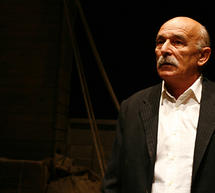 &Tau;&omicron; &sigma;&upsilon;&nu;&alpha;&xi;ά&rho;&iota; &tau;&omicron;&upsilon; &Alpha;&nu;&delta;&rho;έ&alpha; &Kappa;&omicron;&rho;&delta;&omicron;&pi;ά&tau;&eta;&hellip; &sigma;&tau;&omicron; &Delta;ά&rho;&alpha;