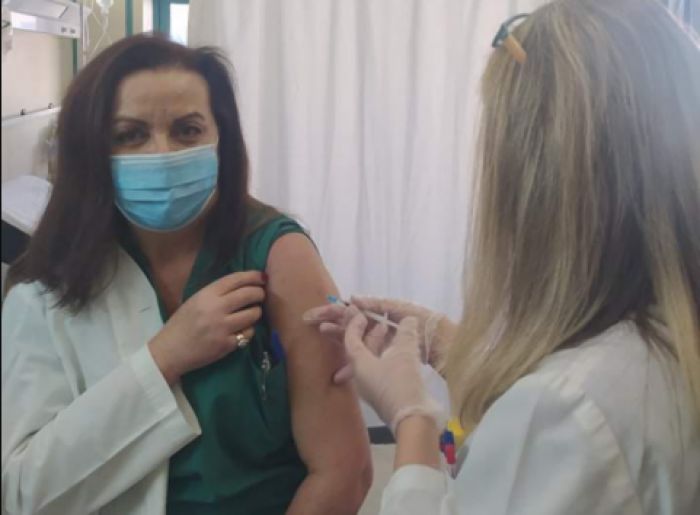 &Sigma;&upsilon;&nu;&epsilon;&chi;ί&zeta;&omicron;&nu;&tau;&alpha;&iota; &omicron;&iota; &epsilon;&mu;&beta;&omicron;&lambda;&iota;&alpha;&sigma;&mu;&omicron;ί &upsilon;&gamma;&epsilon;&iota;&omicron;&nu;&omicron;&mu;&iota;&kappa;ώ&nu; &sigma;&tau;&omicron; &Pi;&alpha;&nu;&alpha;&rho;&kappa;&alpha;&delta;&iota;&kappa;ό &Nu;&omicron;&sigma;&omicron;&kappa;&omicron;&mu;&epsilon;ί&omicron; (&epsilon;&iota;&kappa;ό&nu;&epsilon;&sigmaf;)