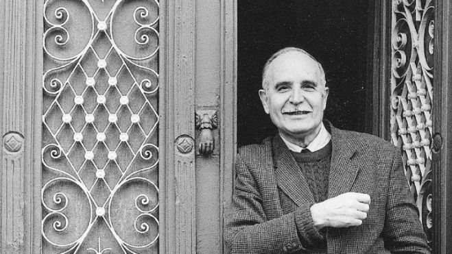 &Pi;έ&theta;&alpha;&nu;&epsilon; &omicron; &Nu;&tau;ί&nu;&omicron;&sigmaf; &Chi;&rho;&iota;&sigma;&tau;&iota;&alpha;&nu;ό&pi;&omicron;&upsilon;&lambda;&omicron;&sigmaf;