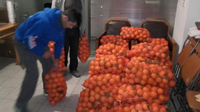 500 κιλά πορτοκάλια στο "Καλάθι του Πτωχού Αδελφού" (εικόνες)