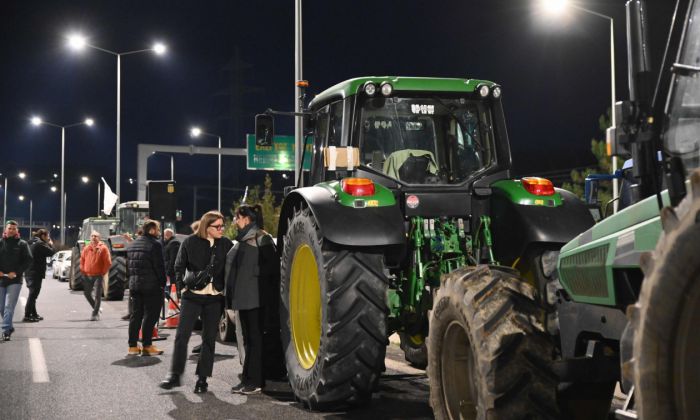 &Mu;&pi;&lambda;ό&kappa;&omicron; &alpha;&gamma;&rho;&omicron;&tau;ώ&nu; &sigma;&tau;&eta;&nu; &Kappa;&alpha;&lambda;ά&mu;&alpha;&tau;&alpha;: &Mu;ή&nu;&upsilon;&sigma;&eta; &kappa;&alpha;&tau;ά &pi;&alpha;&nu;&tau;ό&sigmaf; &upsilon;&pi;&epsilon;&upsilon;&theta;ύ&nu;&omicron;&upsilon; &gamma;&iota;&alpha; &zeta;&eta;&mu;&iota;έ&sigmaf; &sigma;&tau;&eta;&nu; &epsilon;&lambda;&alpha;&iota;&omicron;&kappa;&alpha;&lambda;&lambda;&iota;έ&rho;&gamma;&epsilon;&iota;&alpha;
